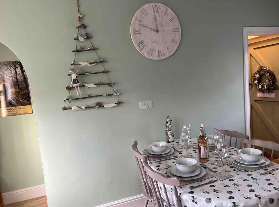Charming Hedgehog With Ev Charger Holiday home *